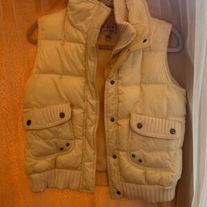 puffer white vest coat size 11-12 years old